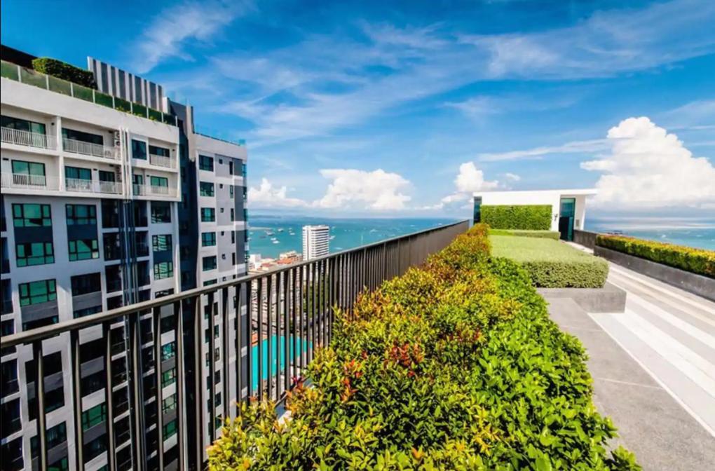 Central Pattaya - Sea View Large Balcony Condo With Infinity Pool 외부 사진