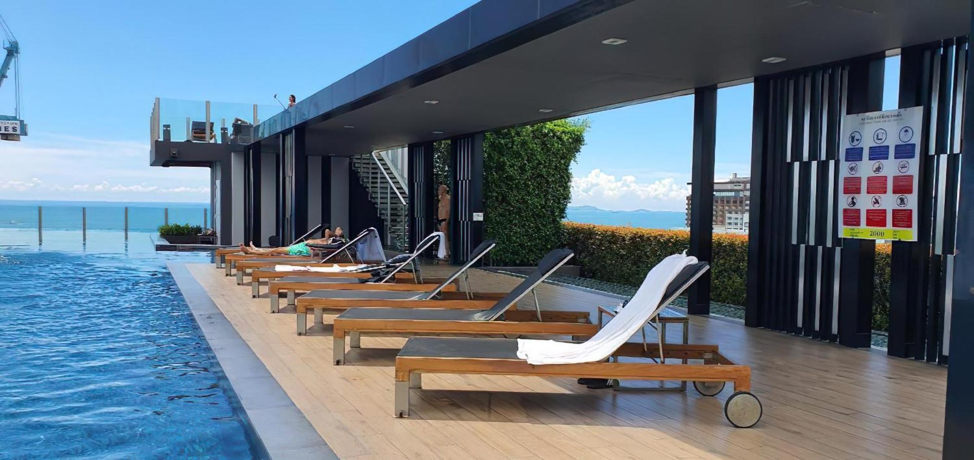 Central Pattaya - Sea View Large Balcony Condo With Infinity Pool 외부 사진