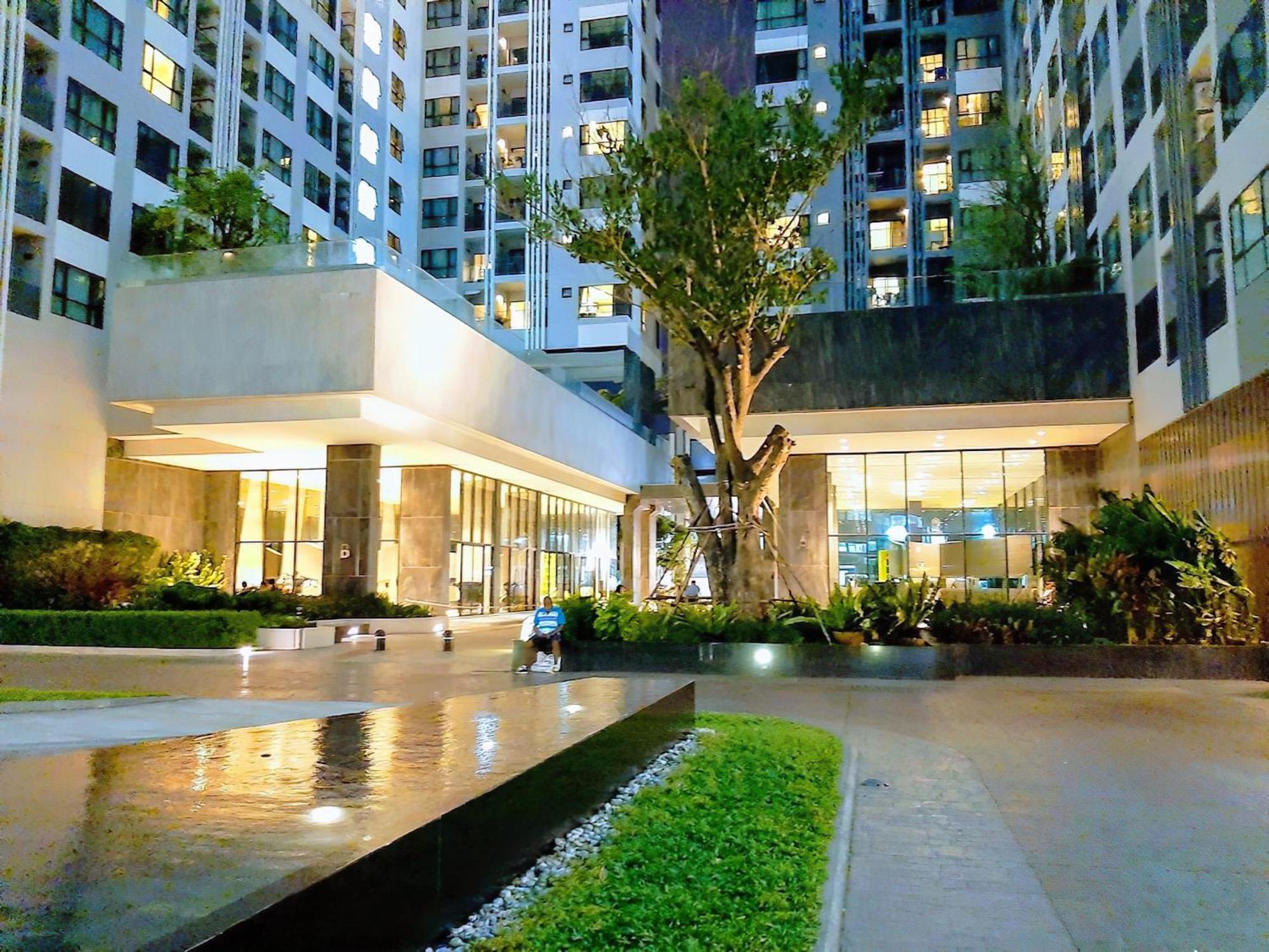 Central Pattaya - Sea View Large Balcony Condo With Infinity Pool 외부 사진